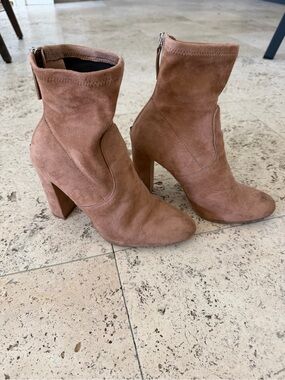 Steve Madden Pink-Tan Suede Block Heel Ankle Boots